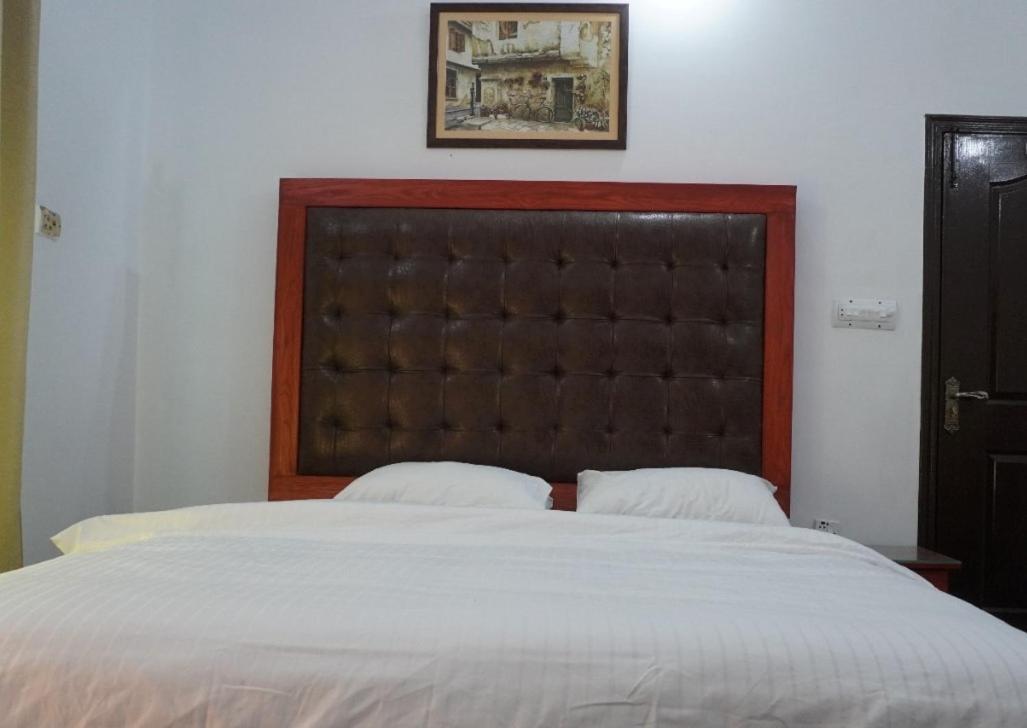 Family Guest House Lahore Near Airport Luaran gambar