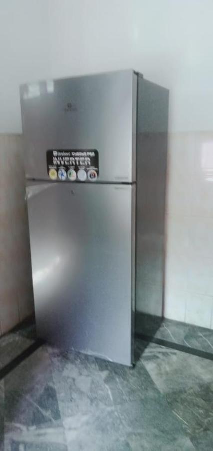 Family Guest House Lahore Near Airport Luaran gambar