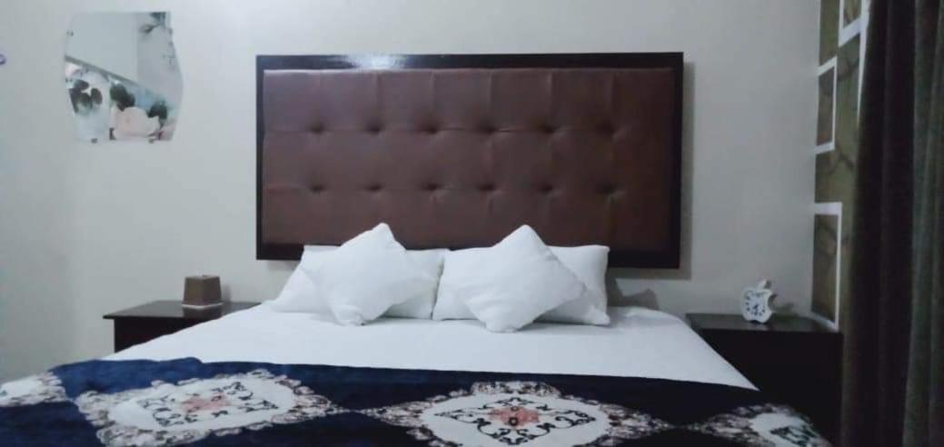 Family Guest House Lahore Near Airport Bilik gambar